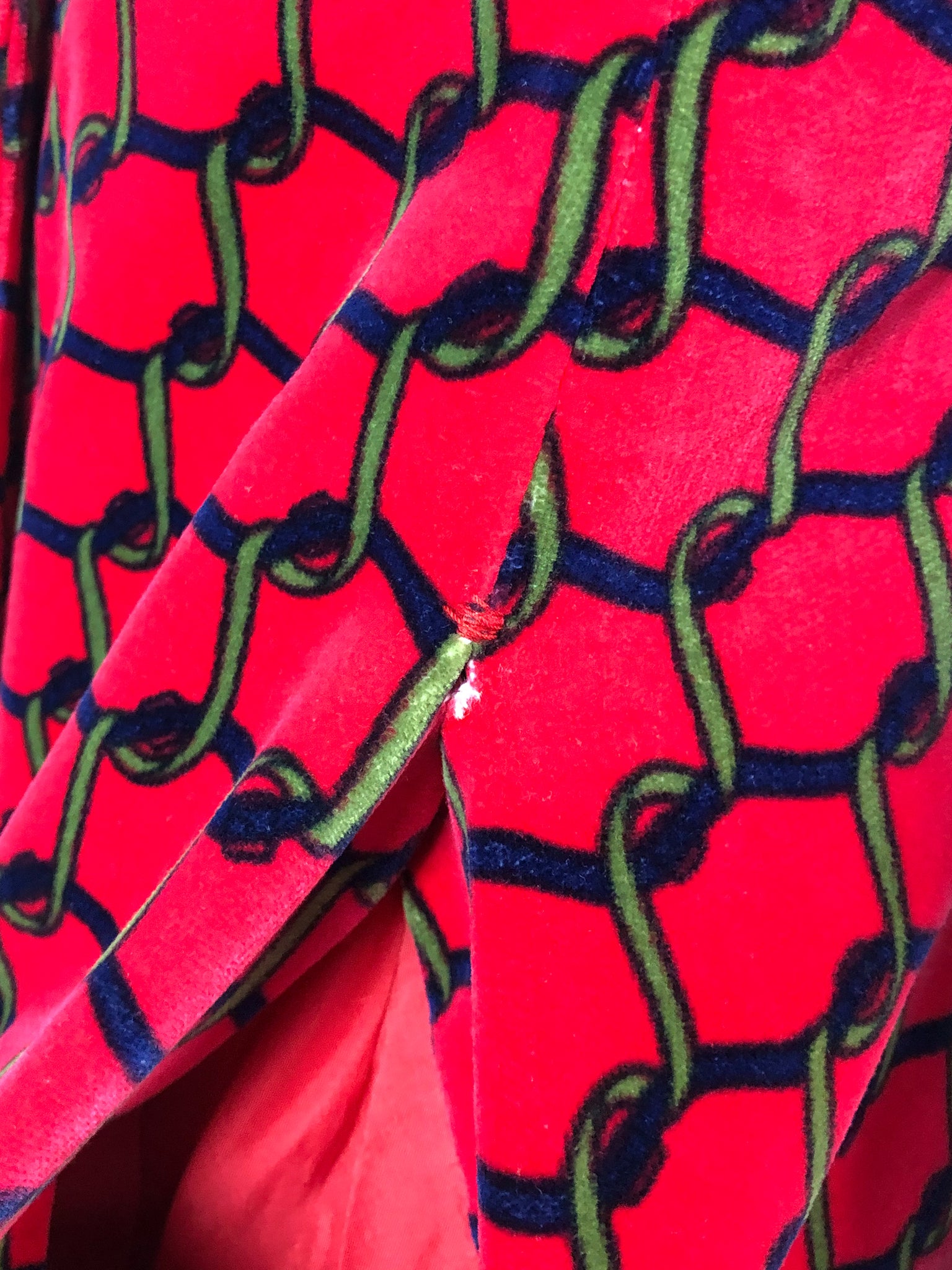 ROBERTA DI CAMERINO 1970s Vintage Red Signature Print Velvet Midi Coat Size S