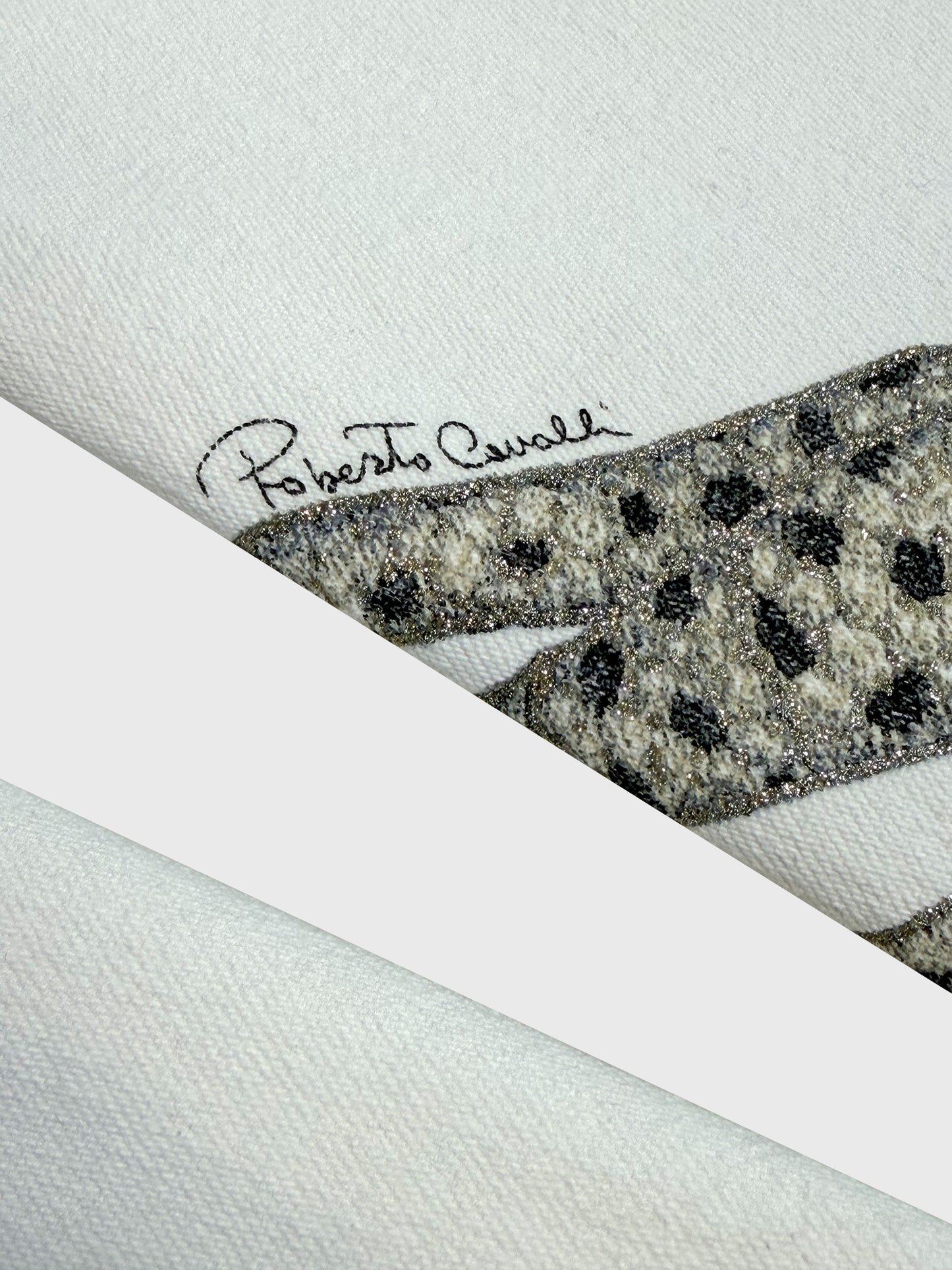 ROBERTO CAVALLI Fall 2002 Vintage White Denim Pants Jeans w/ Tiger Print Size S