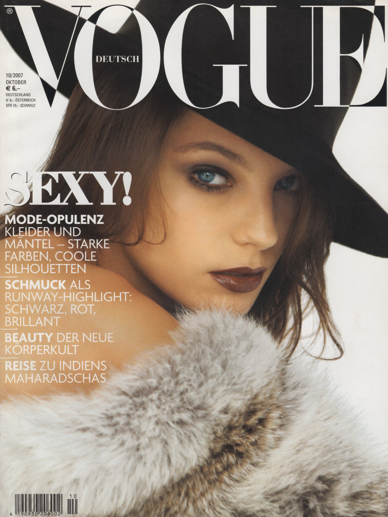 女性情報誌 Vogue Deutsch Magazine October 2022 VOGUE GERMANY October 2007 – VINTAGE VON WERTH