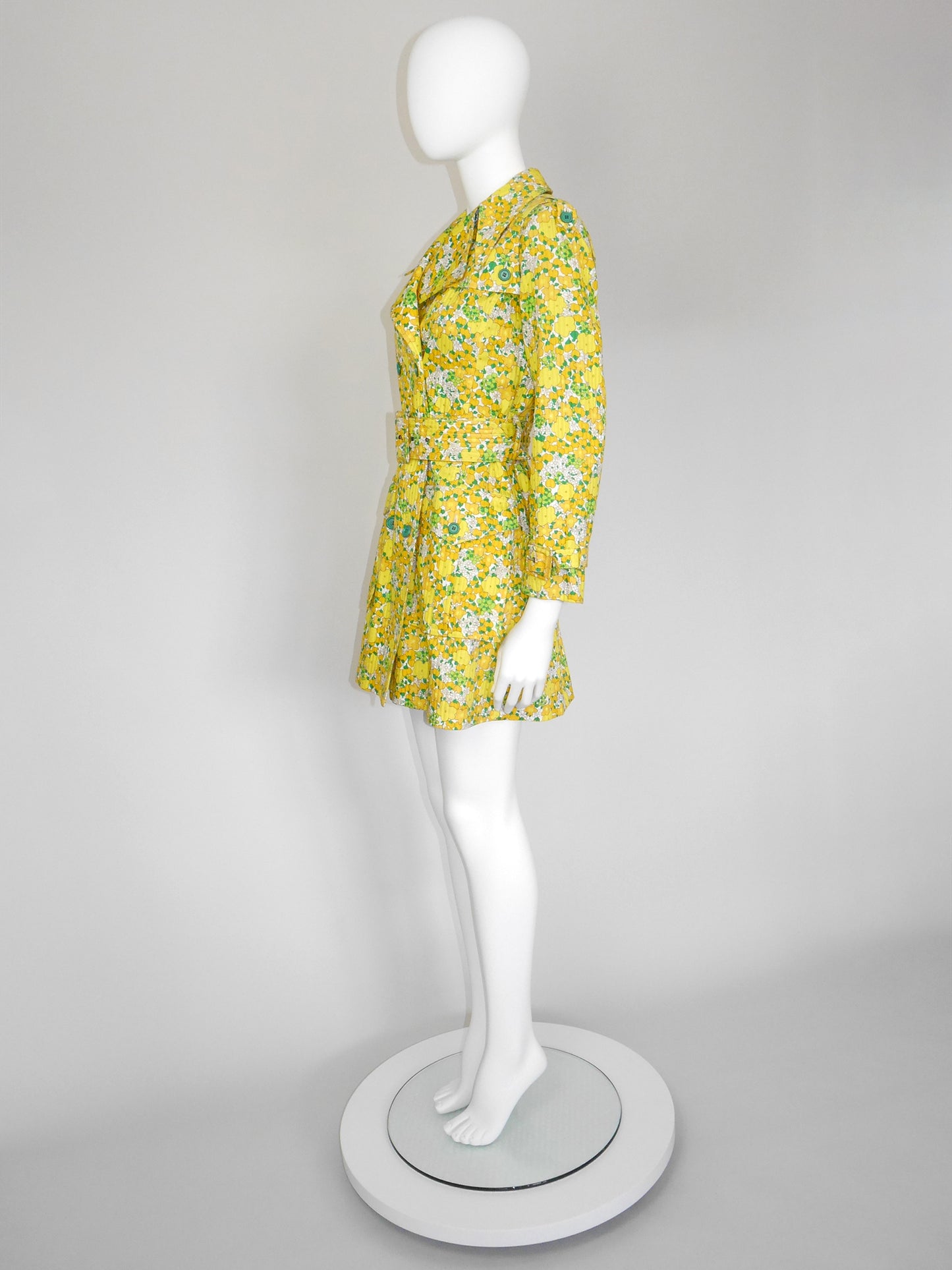 YVES SAINT LAURENT 1960s Vintage Floral Cotton Trenchcoat Size XXS-XS