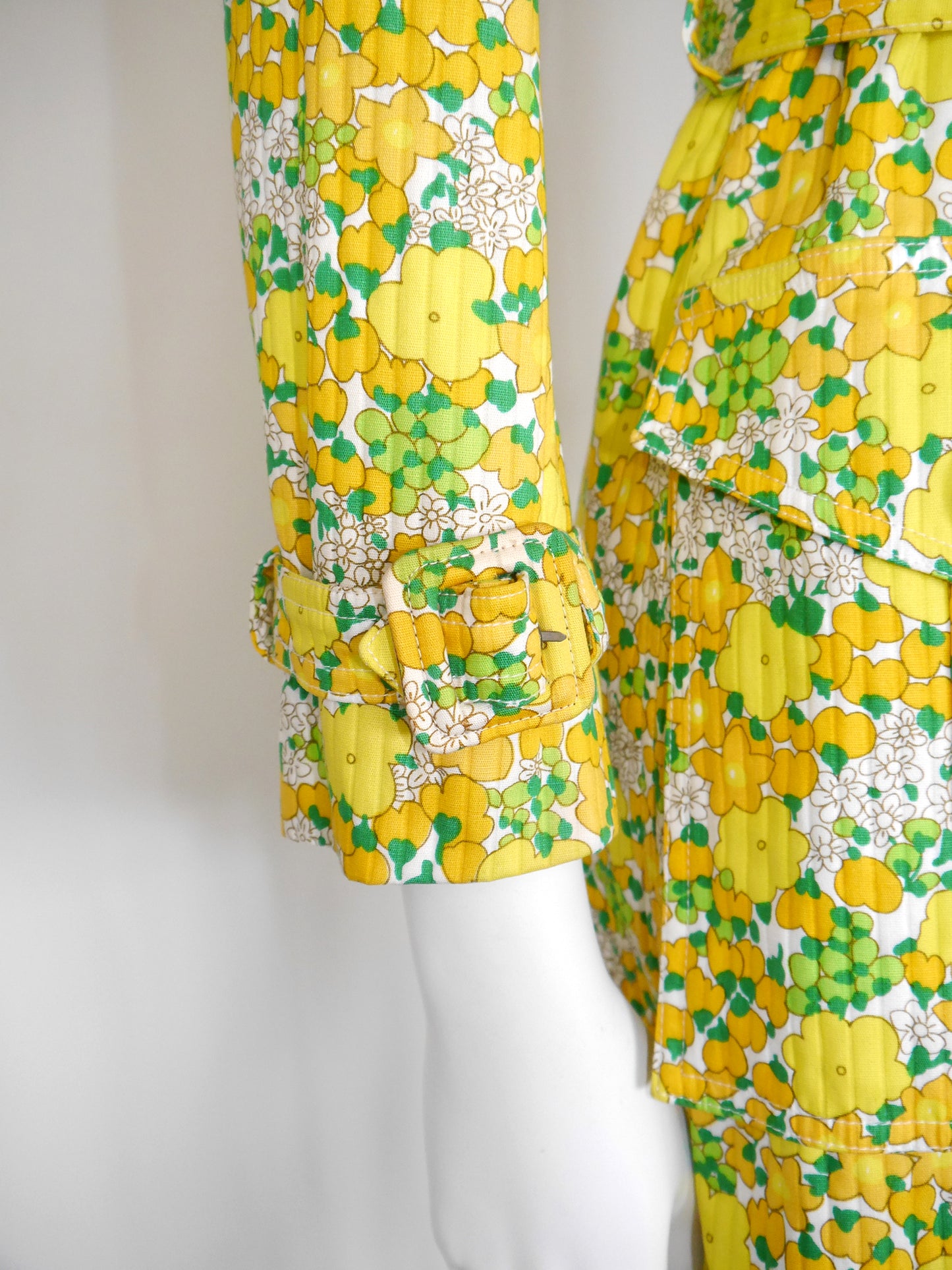YVES SAINT LAURENT 1960s Vintage Floral Cotton Trenchcoat Size XXS-XS