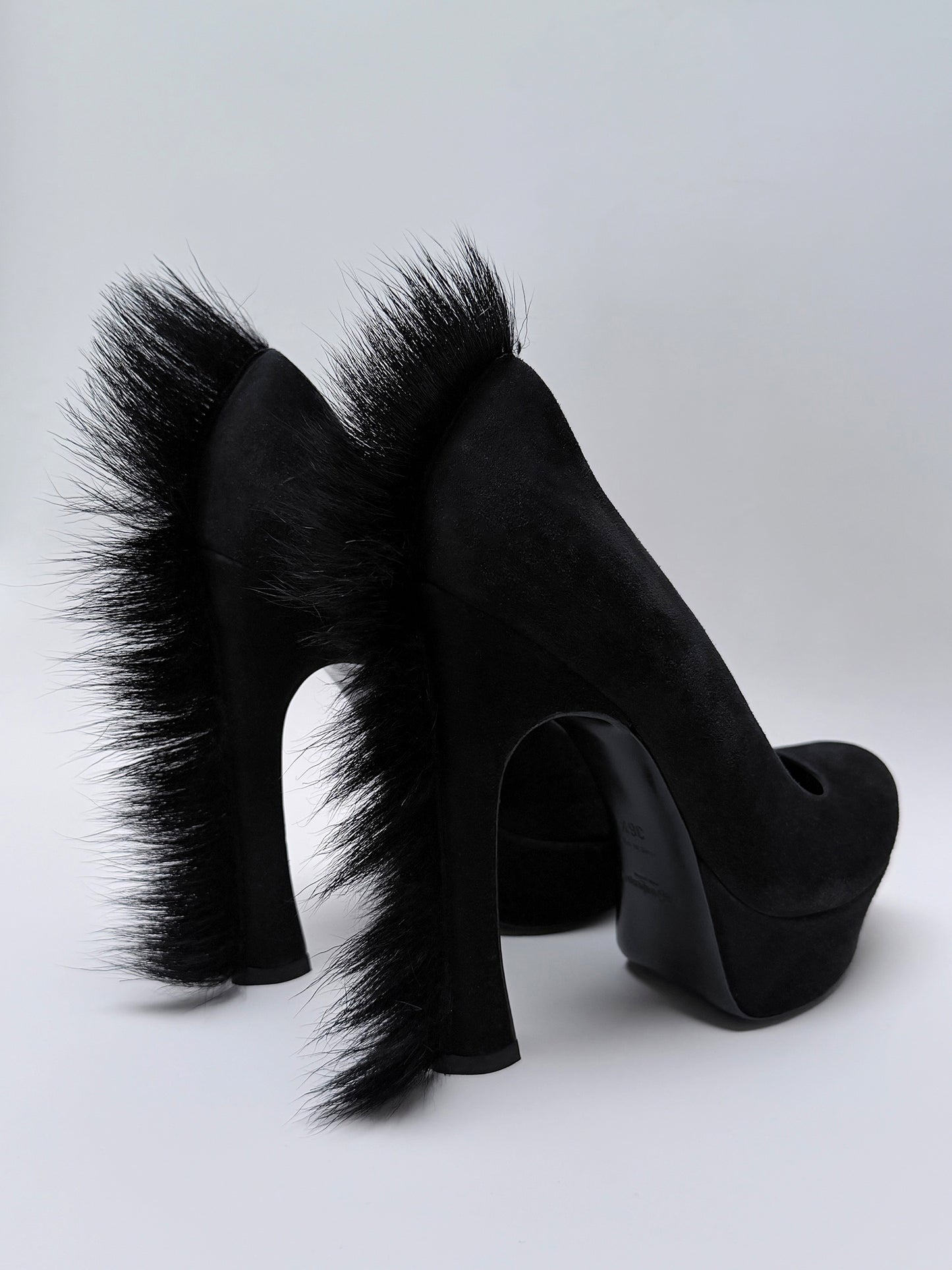 YVES SAINT LAURENT Fall 2010 Vintage Black "Mohawk" Platform Heels Size EU 36.5