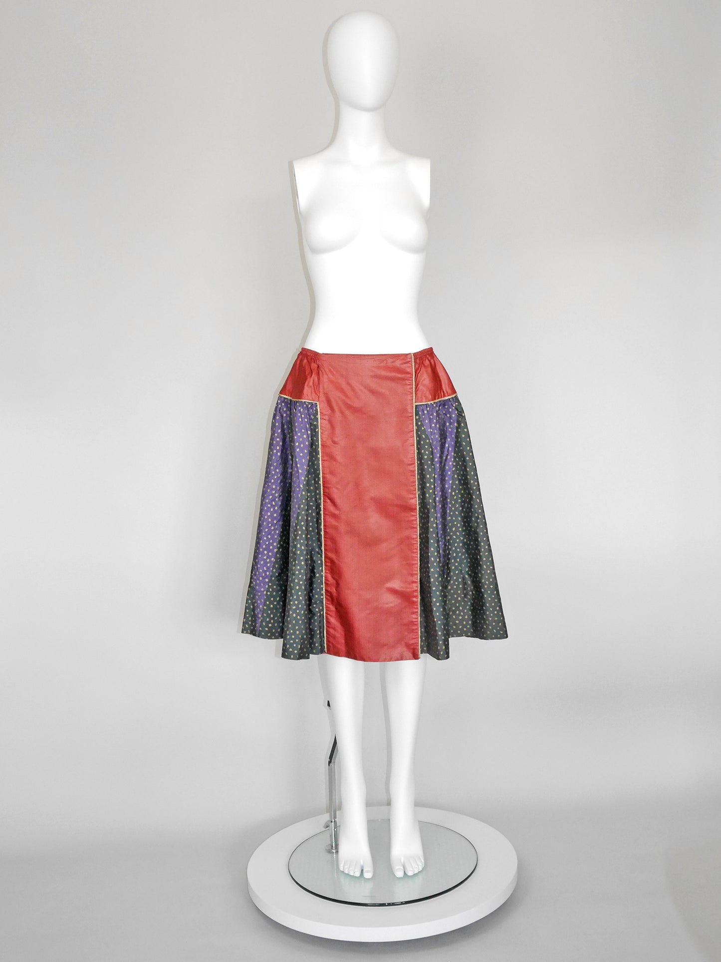 YVES SAINT LAURENT Spring 1981 Vintage Raw Silk Evening Skirt Size S-M