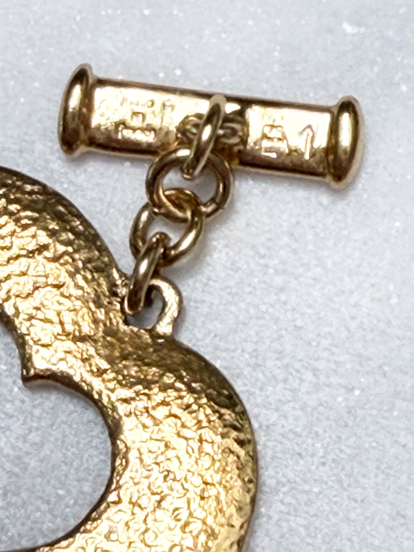 YVES SAINT LAURENT 1980s 1990s Vintage Gold-Tone Structured Heart Link Necklace