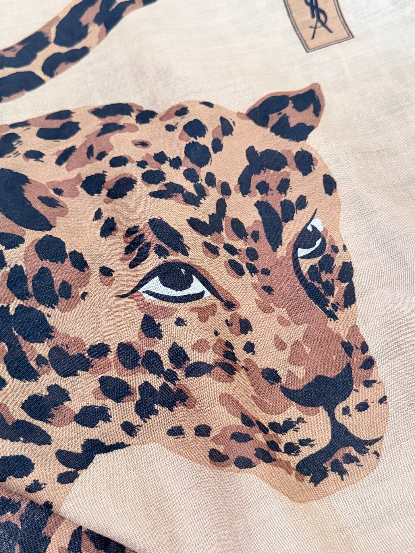 YVES SAINT LAURENT 1980s Vintage Leopard Print Oversized XXL Scarf Shawl 230x135 cm