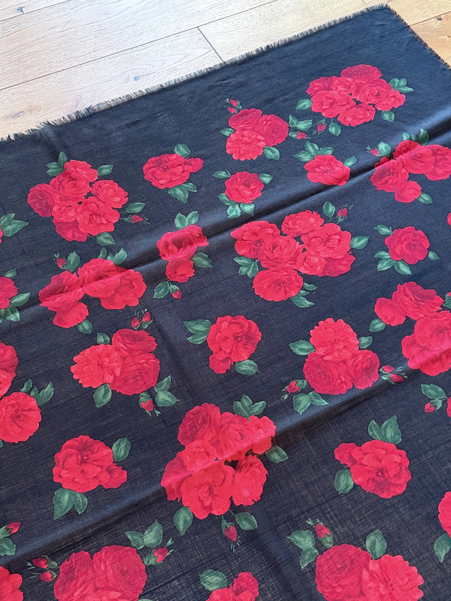 YVES SAINT LAURENT Vintage Rose Print Oversized XL Scarf Shawl Wool & Silk 135x135 cm