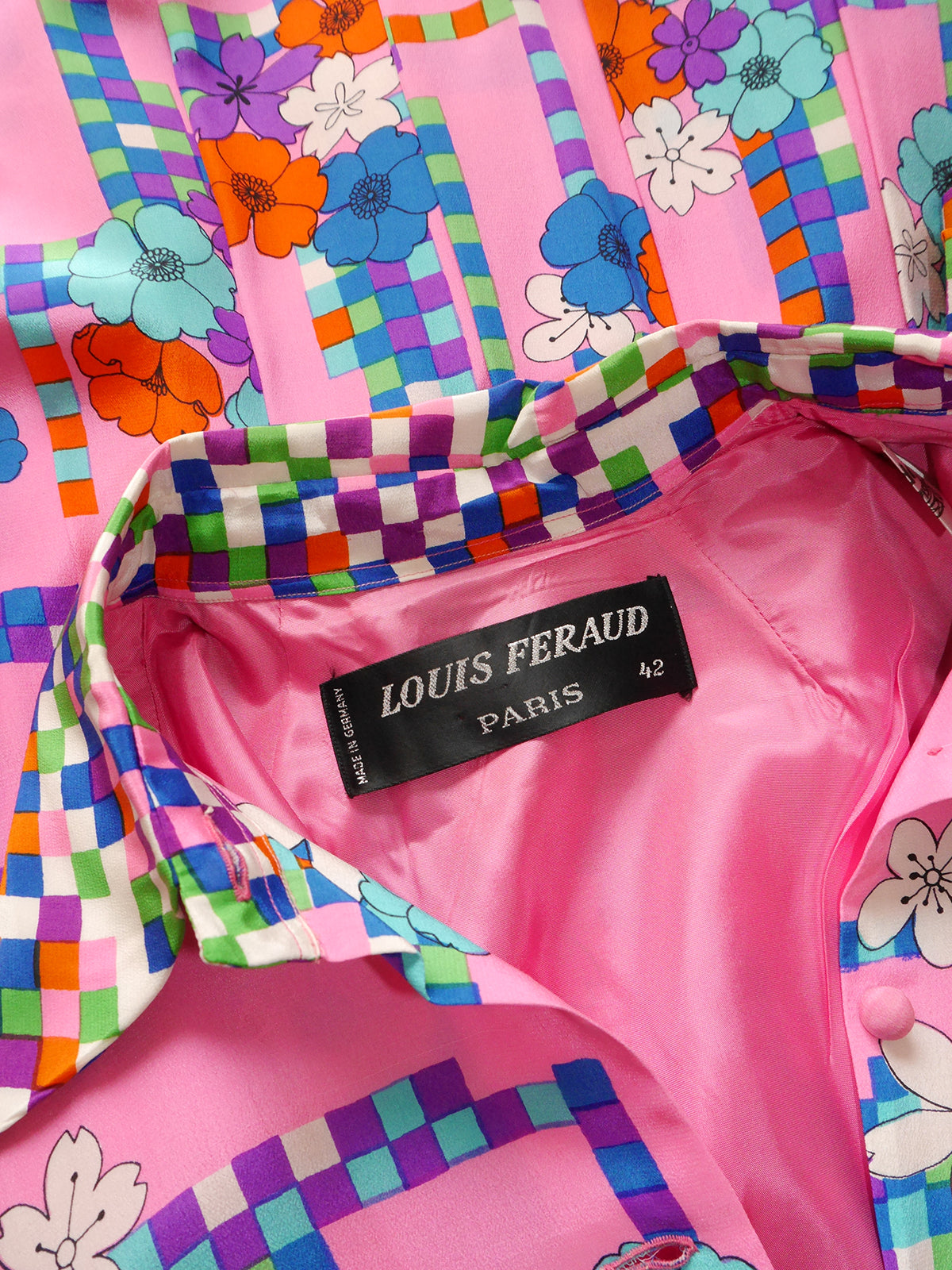 LOUIS FÉRAUD 1960s Vintage Belted Silk Dress Pink Graphic Print