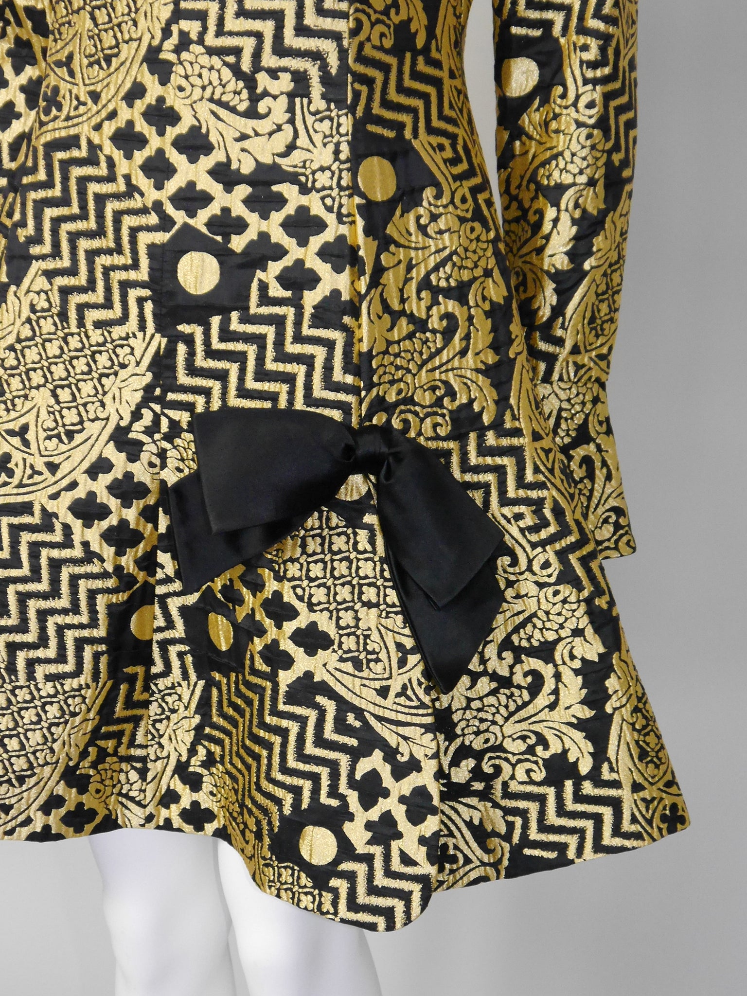 VALENTINO 1980s Vintage Gold Brocade Cocktail Evening Mini Dress Size S-M